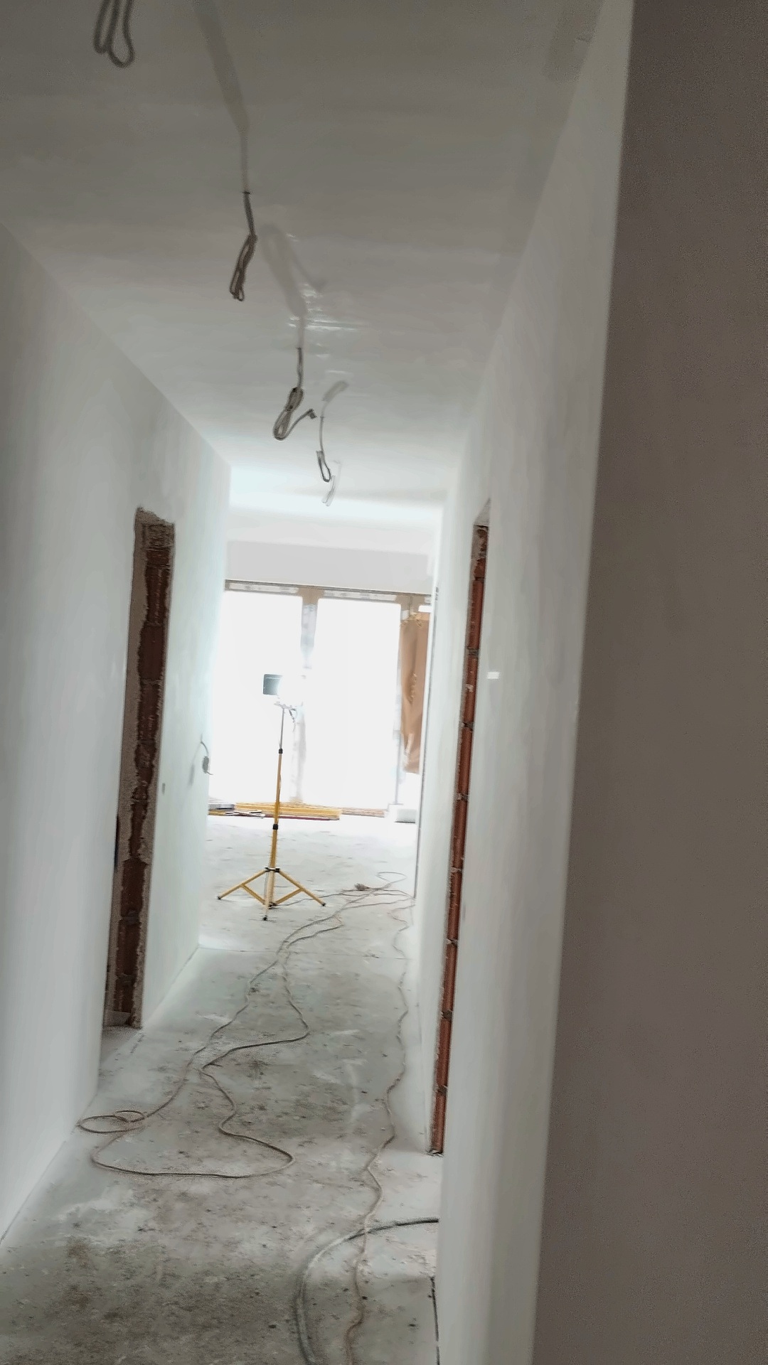 Po realizacji Kompleksowe wykończenie wnętrz w budynku – Zielona Góra — Zielona Góra